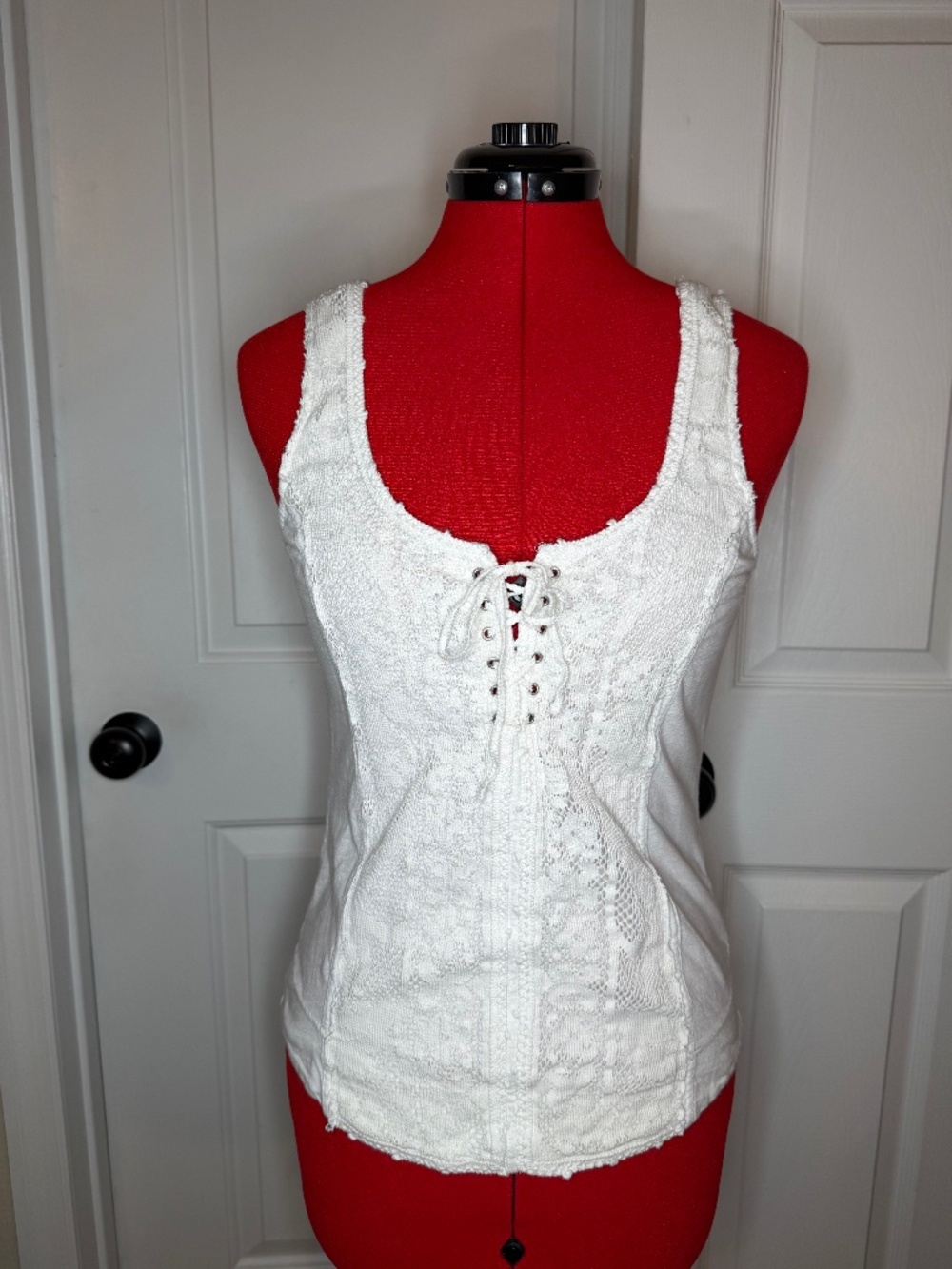 Free People White Lace Accent Tank Sleeveless Top Women S Tie Chest Area
